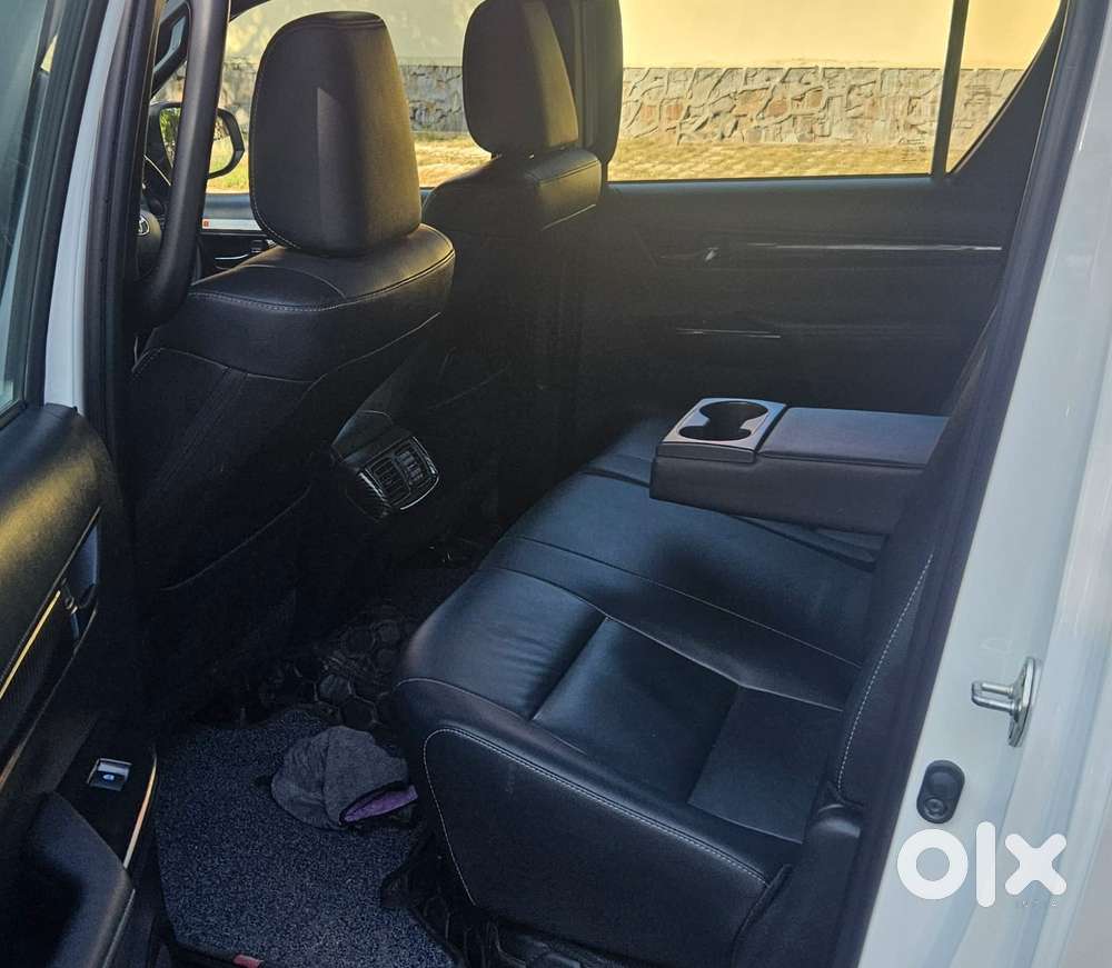 Toyota Hilux 2.8 High 4x4 Mt, 2025, Diesel