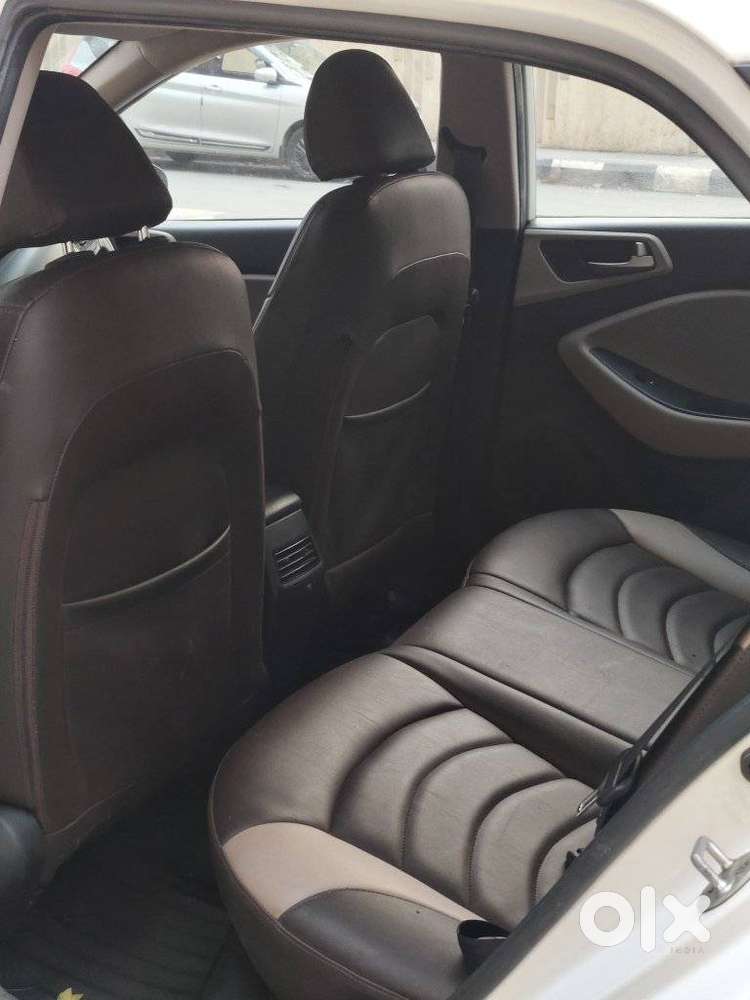 Hyundai I20 Asta (o) 1.2 Mt, 2014, Petrol