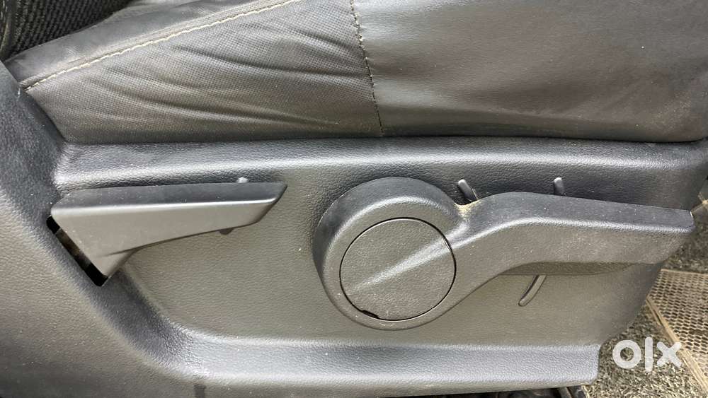 Mahindra Thar Lx 4-str Hard Top At, 2021, Petrol