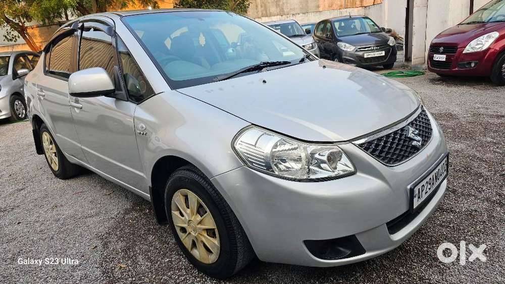 Maruti Suzuki Sx4 Vxi Bsiv, 2010, Petrol