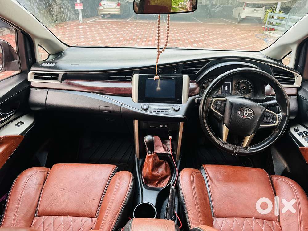 Toyota Innova Crysta 2.4 V, 2017, Diesel