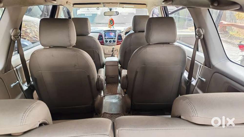 Immaculate Condition Toyota Innova 2.5 V 2006