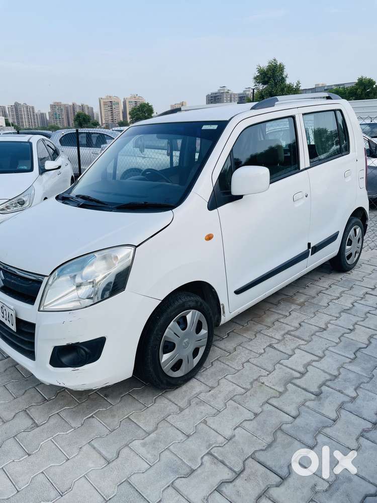 Maruti Suzuki Wagon R Vxi Opt, 2017, Petrol