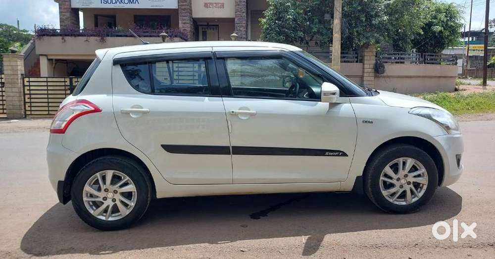 Maruti Suzuki Swift Zdi Plus, 2013, Diesel