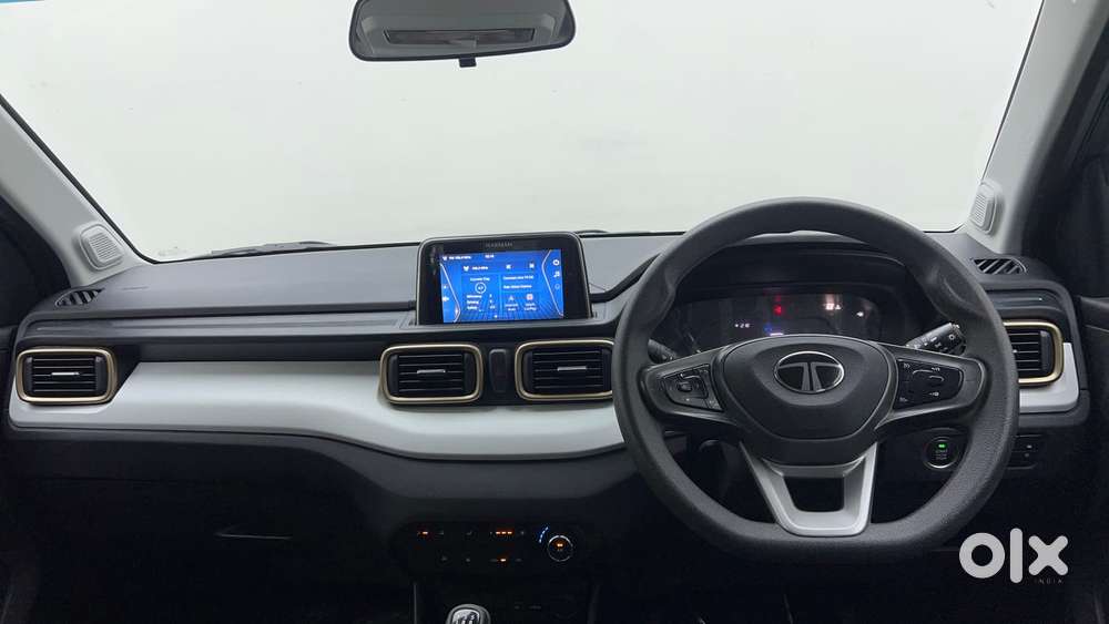 Tata Punch Accomplished Mt Sunroof, 2024, Petrol