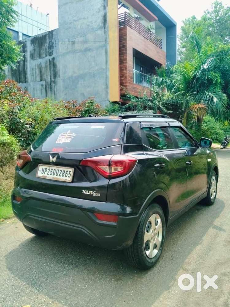 Mahindra Xuv300 W6, 2023, Cng & Hybrids
