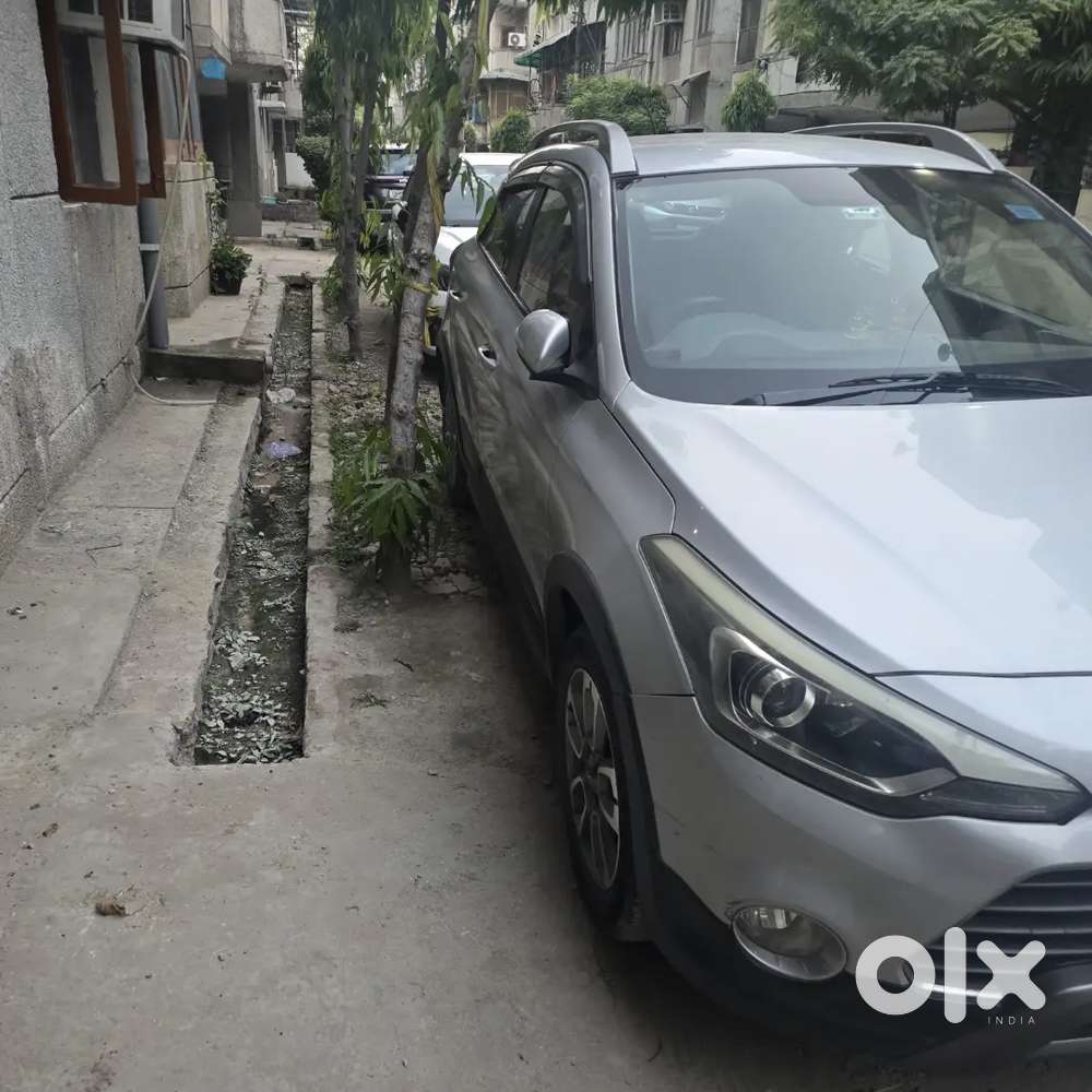 Excellent Condition. Origional Paint , 60% Tyre's, Non Accidental