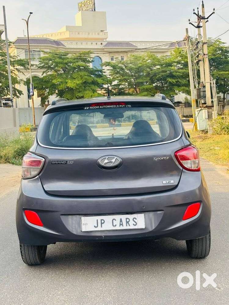Hyundai Grand I10 2013-2016 Sportz, 2016, Petrol