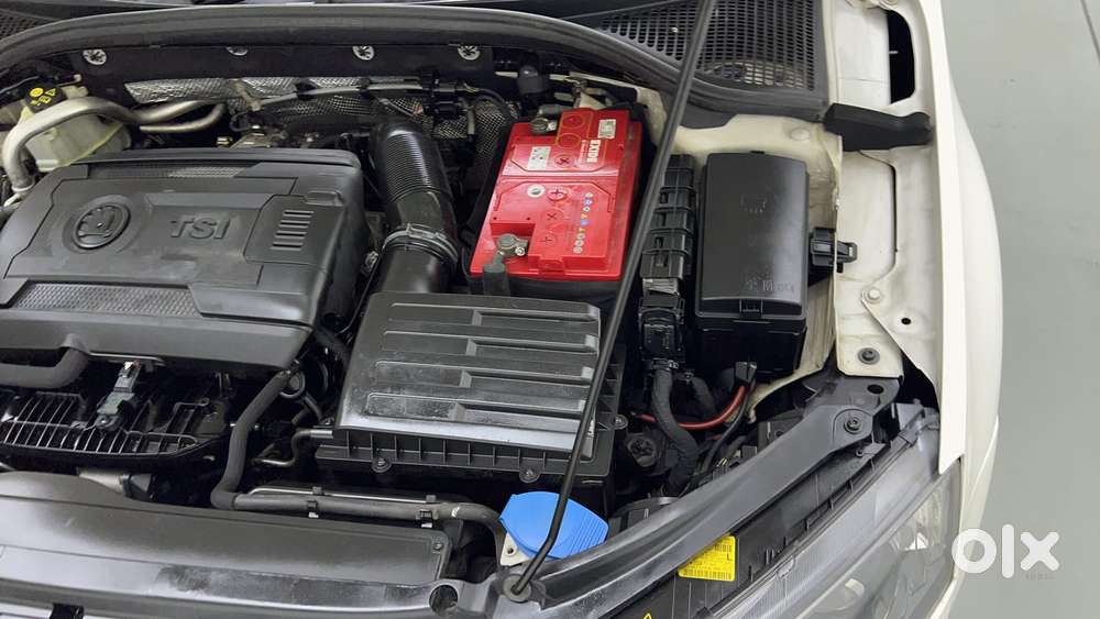 Skoda Octavia Ambition Plus 1.8 Tsi At, 2017, Petrol