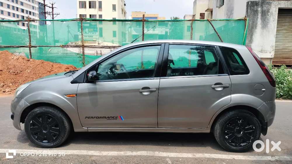 Ford Figo 1.2 Petrol 2010