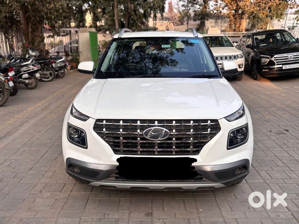 Hyundai Venue Petrol Dct Top Model Sunroof Automatic 2019