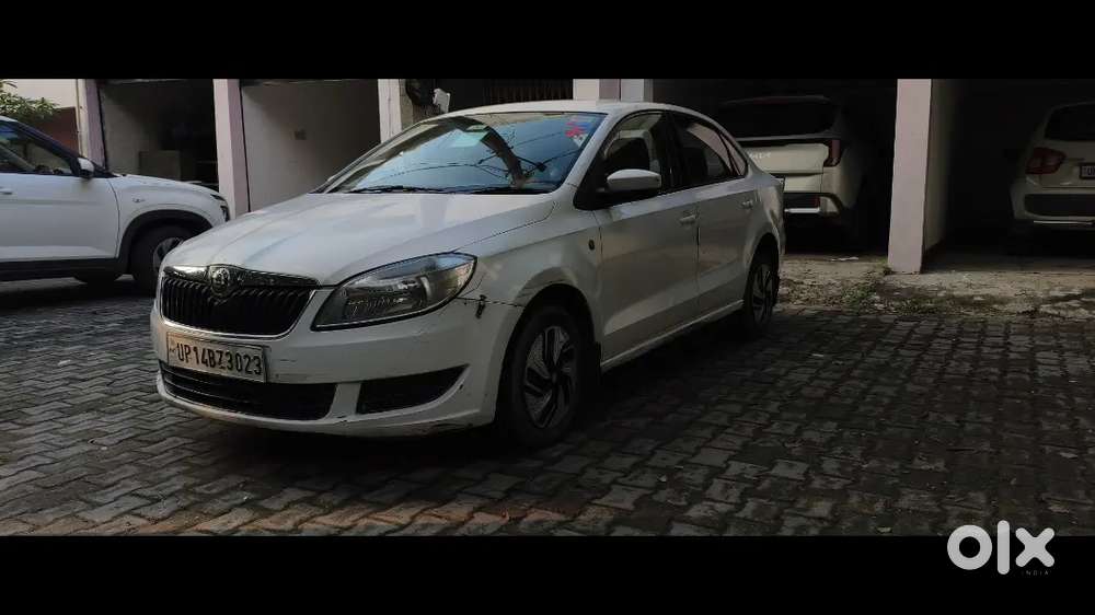 Skoda Rapid Elegance 2013 Diesel Manual