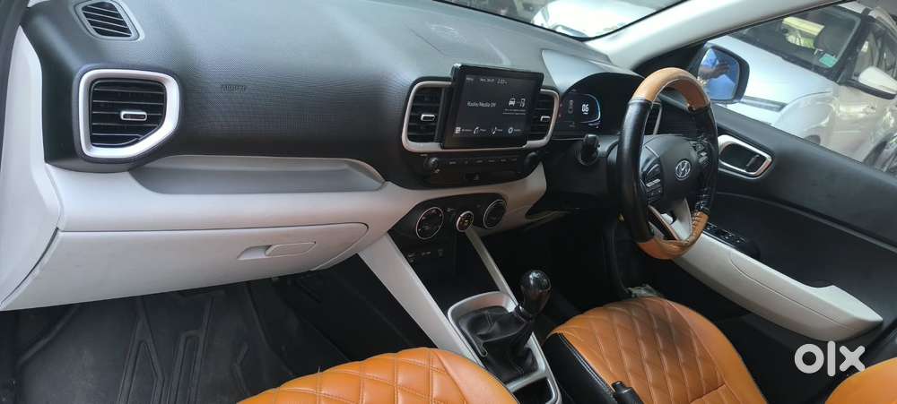 Hyundai Venue S Plus Mt 1.2 Kappa, 2022, Petrol