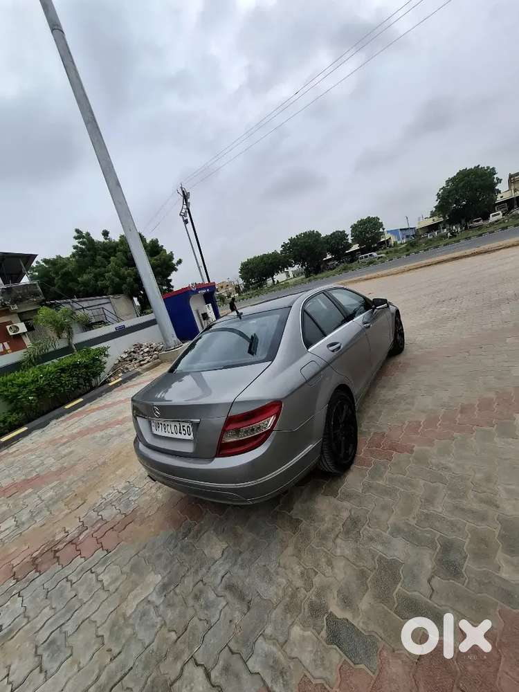 Mercedes-benz C-class 2011 Petrol 95000 Km Driven