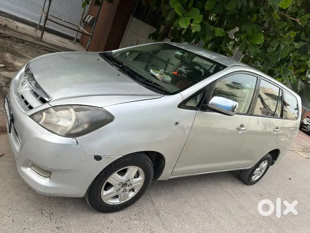 Toyota Innova 2.5 V 2009