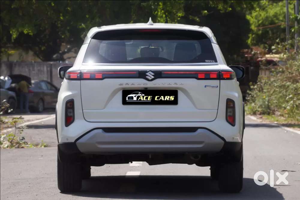 Maruti Suzuki Grand Vitara 1.5 Delta Smart Hybrid At, 2023, Petrol
