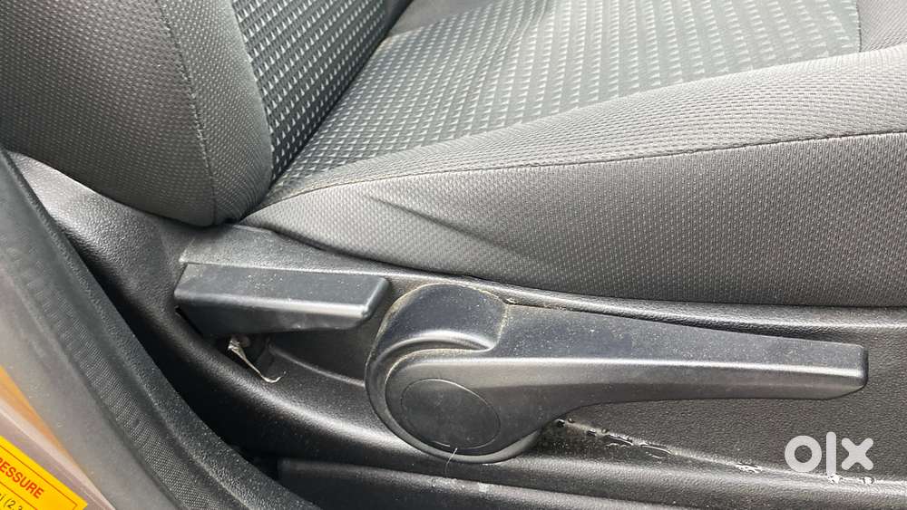 Tata Tiago 1.2 Revotron Xza, 2018, Petrol
