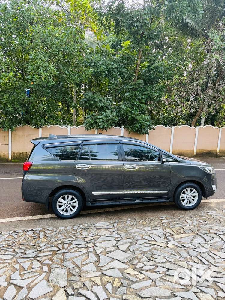 Toyota Innova Crysta Diesel Well Maintained