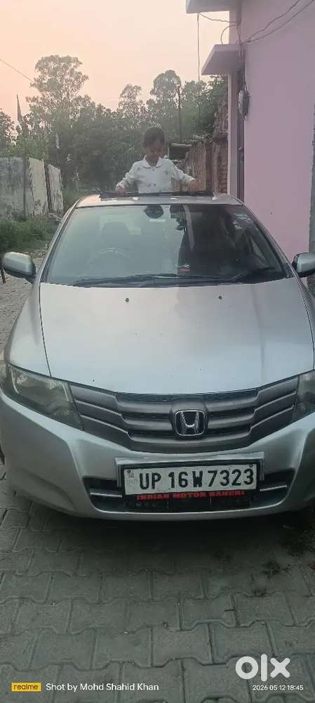 Good Condition Cng Sunroof Alloy Wheel Automatic