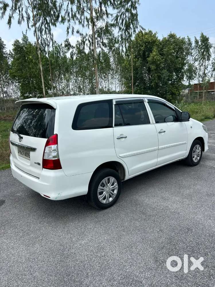 Toyota Innova Diesel 2013