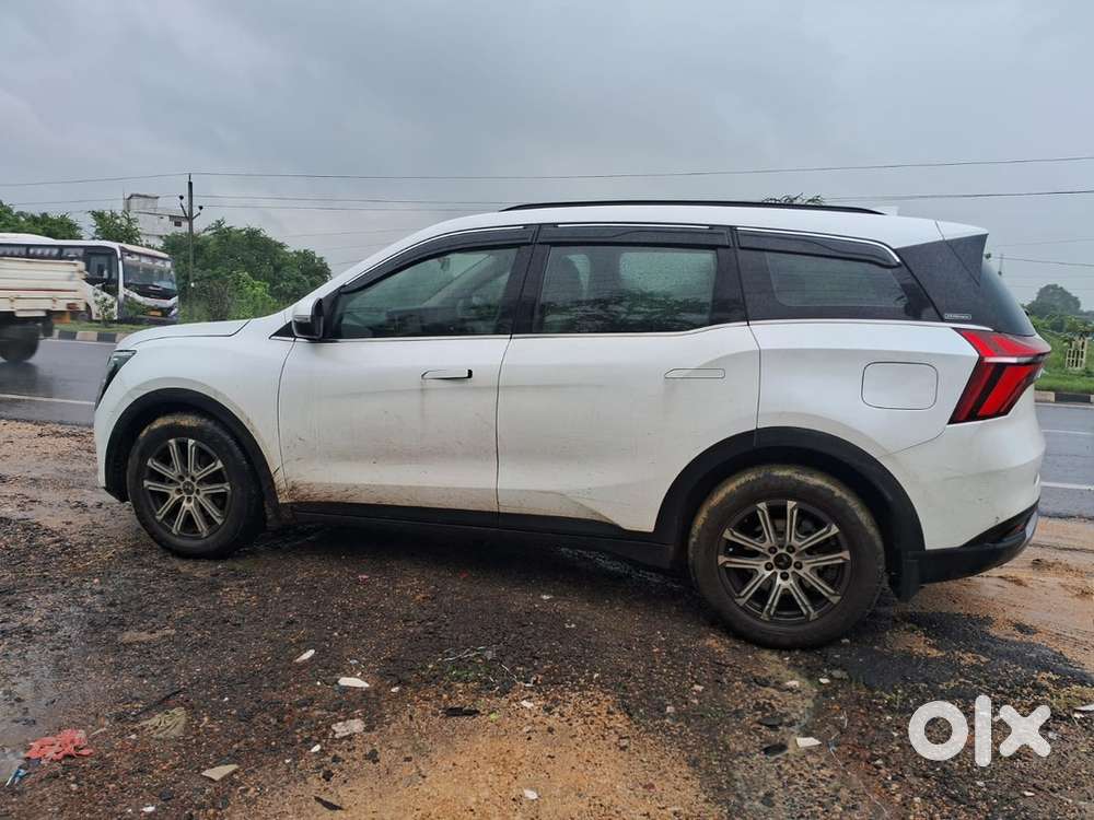 Mahindra Xuv700 Petrol 2024