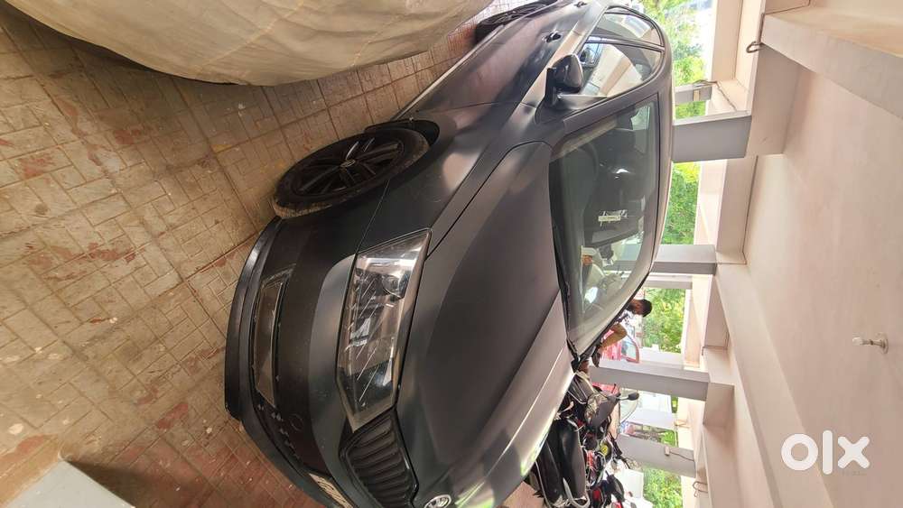Skoda Rapid Matte Color Limited Edition Auto Gair Car.  1st Owner 4200