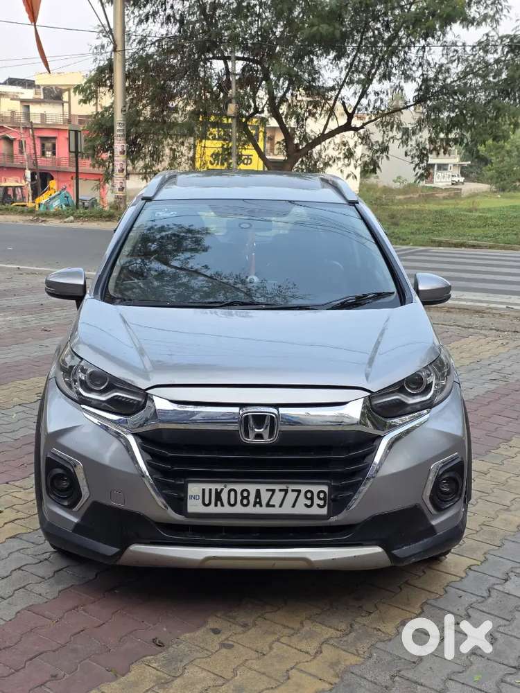 Honda Wr V 
Bs 6
Diesel
Full Insurance
Push Button Start Sunroof