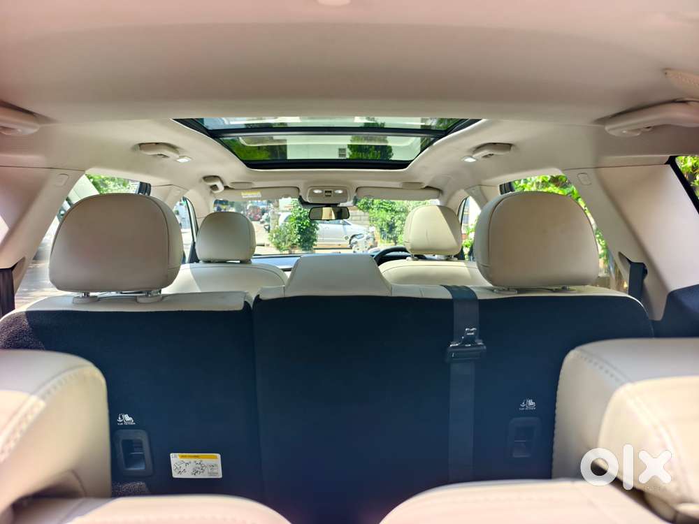 Mahindra Xuv700 Ax7l 6 Str At, 2024, Petrol