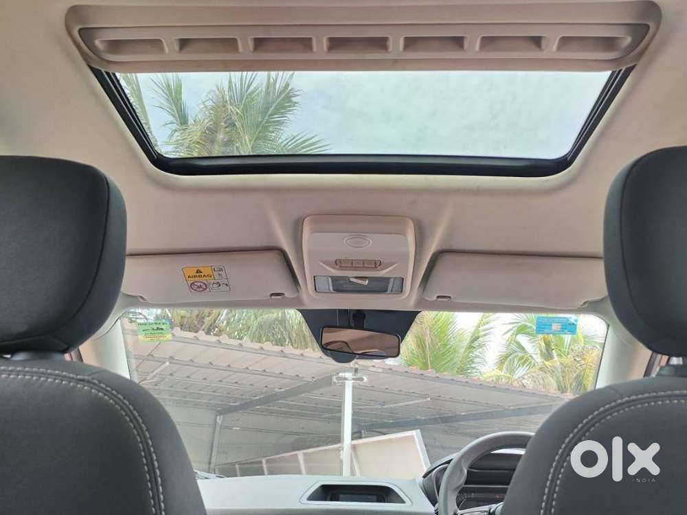 Tata Nexon, 2022, Petrol