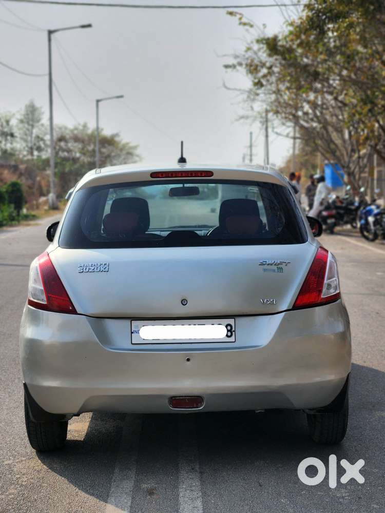 Maruti Suzuki Swift VXI with ABS, 2015, Petrol
