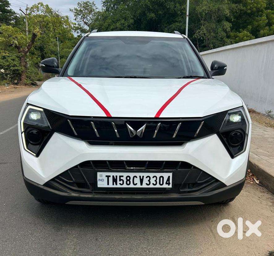 Mahindra Xuv 3xo Ax5 Pm Mt, 2026, Petrol