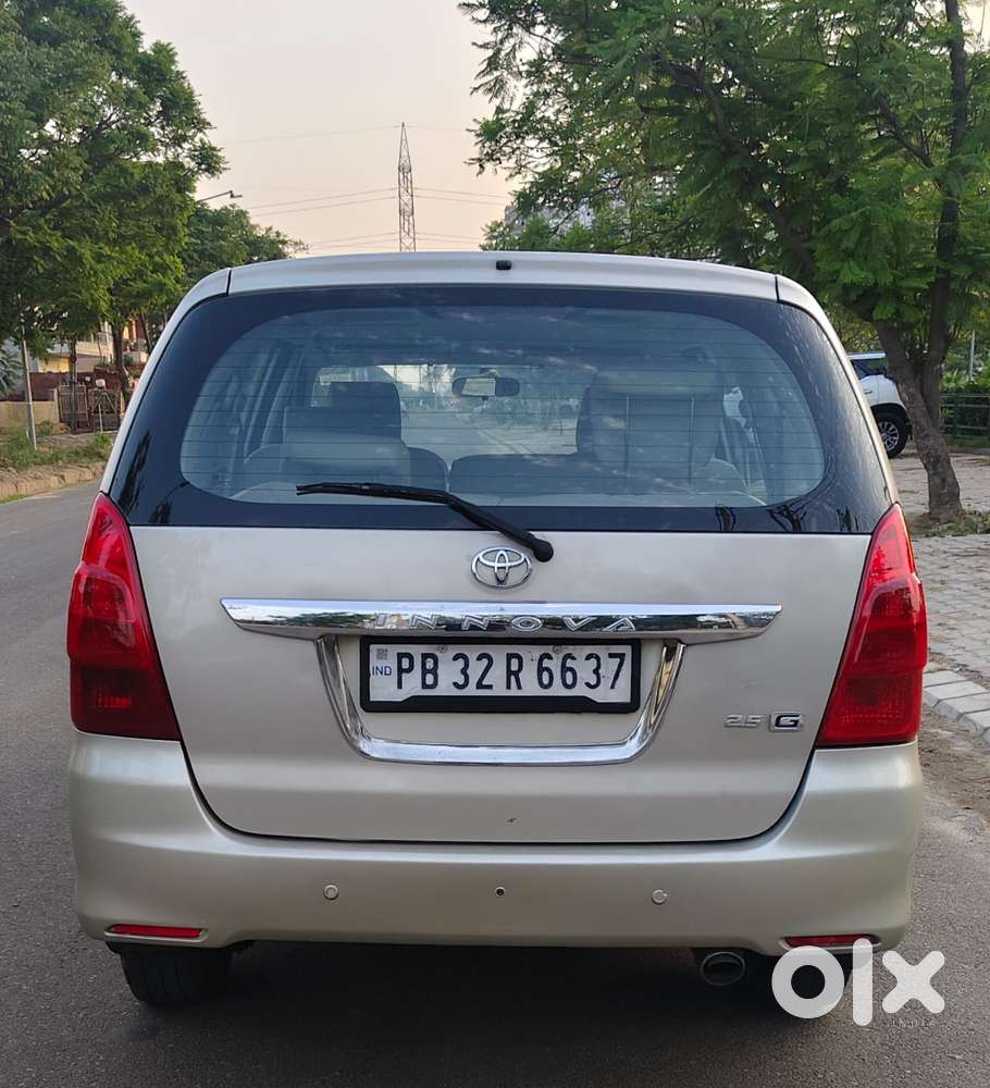 Toyota Innova 2.5 Gx 7 Seater Bs Iv, 2014, Diesel