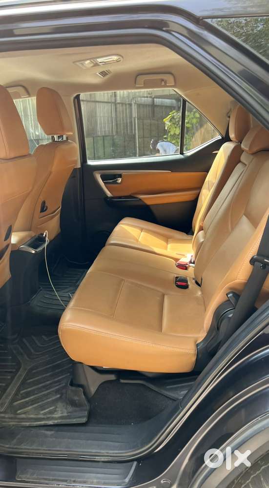 Toyota Fortuner 4x2 At 2.8 Diesel, 2021, Diesel