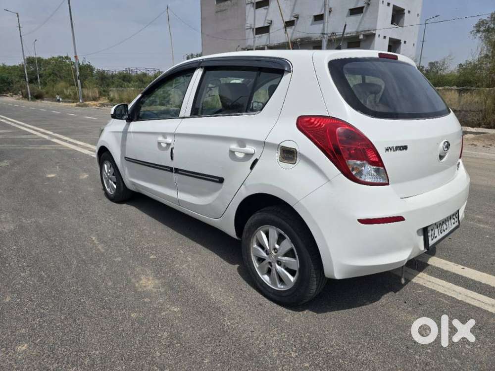Hyundai I20 Sportz 1.2 Bs-iv, 2013, Cng & Hybrids