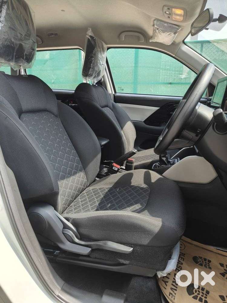 Maruti Suzuki Victoris Others, 2025, Petrol
