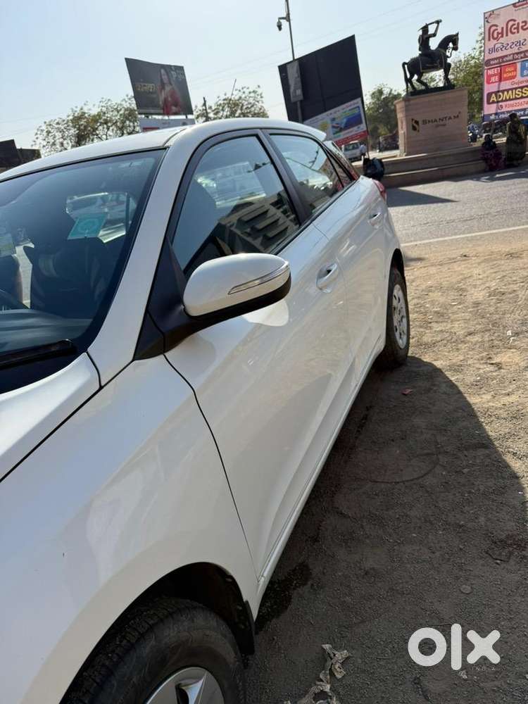 Hyundai Elite I20 2017 Petrol  1 St Owner Well Maintained