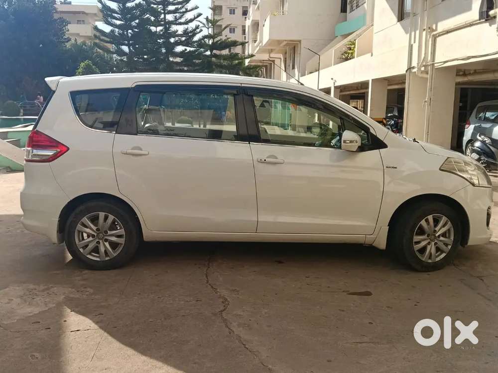 Maruti Suzuki Ertiga 2016 Diesel 83359 Km Driven