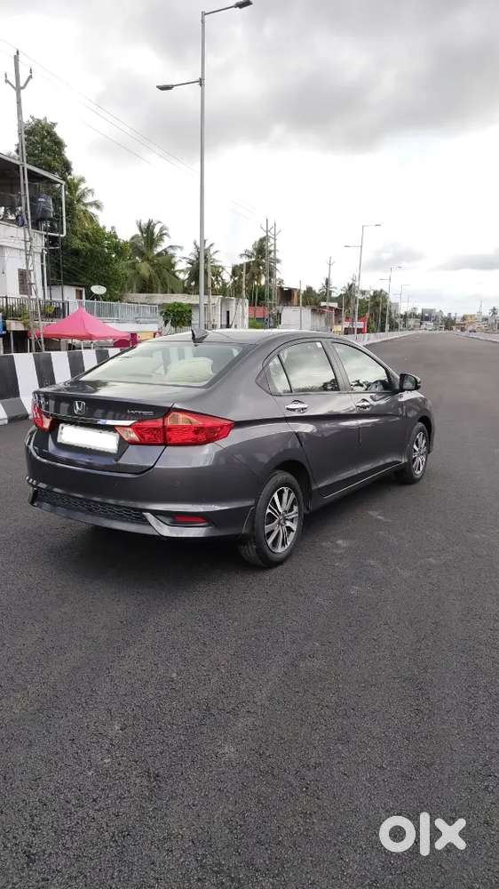 Low Kilometers 2019 Honda City V Petrol 2019
