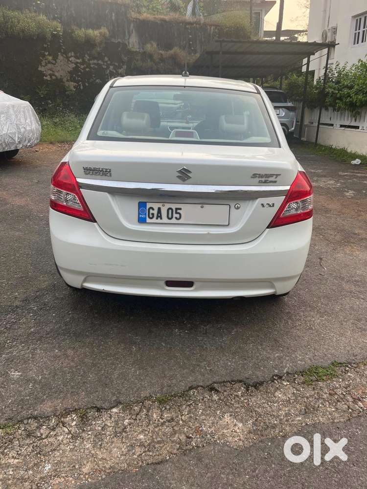 Maruti Suzuki Swift Dzire 2013 Petrol Manual 1st Owner Dealer Serviced