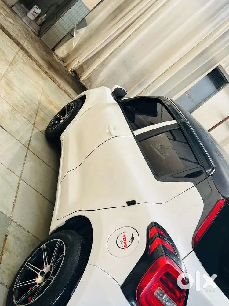 Maruti Suzuki Swift 2023 Petrol 54000 Km Driven