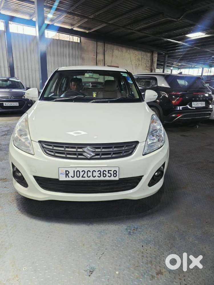Maruti Suzuki Swift Dzire 1.2 Vxi Bsiv, 2015, Petrol