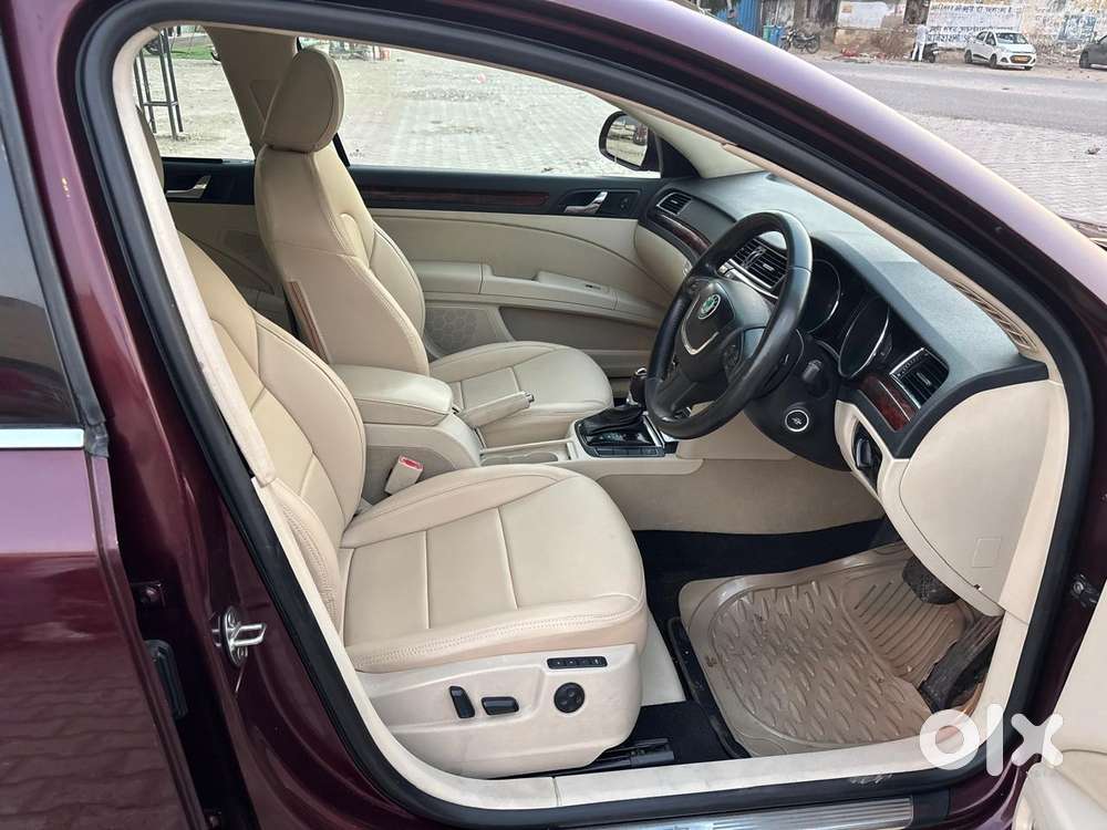 Skoda Superb, 2014, Petrol