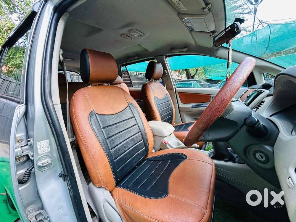 Toyota Innova 2.5 G (diesel) 8 Seater, 2012, Diesel