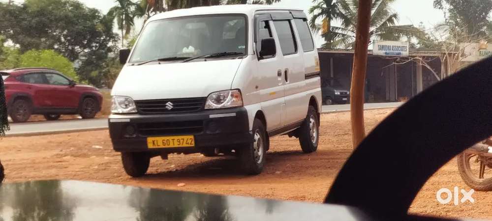 Maruti Suzuki Eeco 2022 Petrol 60000 Km Driven