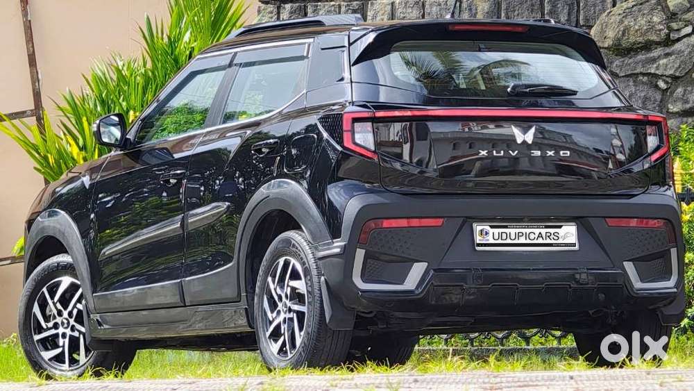Mahindra Xuv 3xo Ax5 Ds Mt, 2024, Diesel