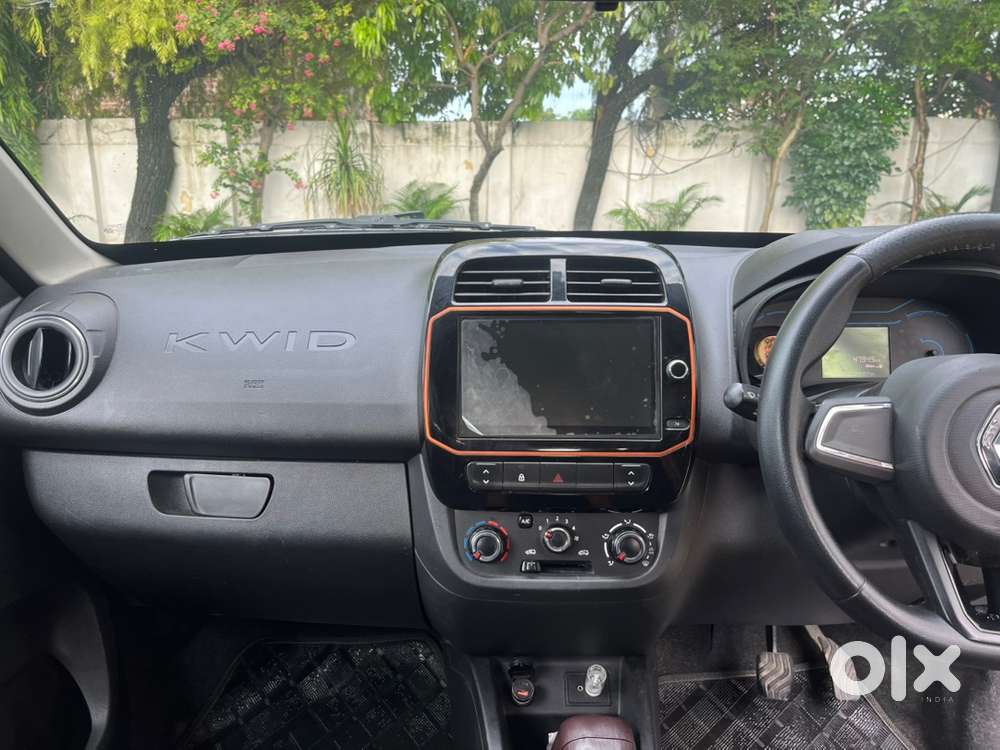 Renault Kwid 2021-22 Amt Mint Condition. Petrol With Company Service