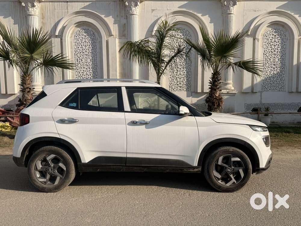 Hyundai Venue 1.0 Sx (o) Turbo Dct, 2019, Petrol