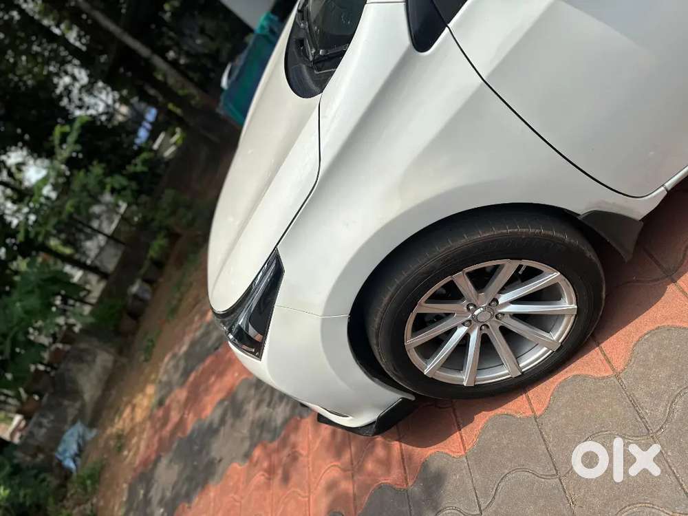 Toyota Corolla Altis 2016 Last