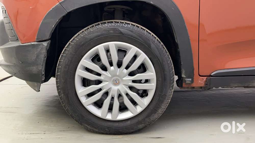 Mahindra Kuv 100 2016-2017 Mfalcon G80 K6, 2016, Petrol