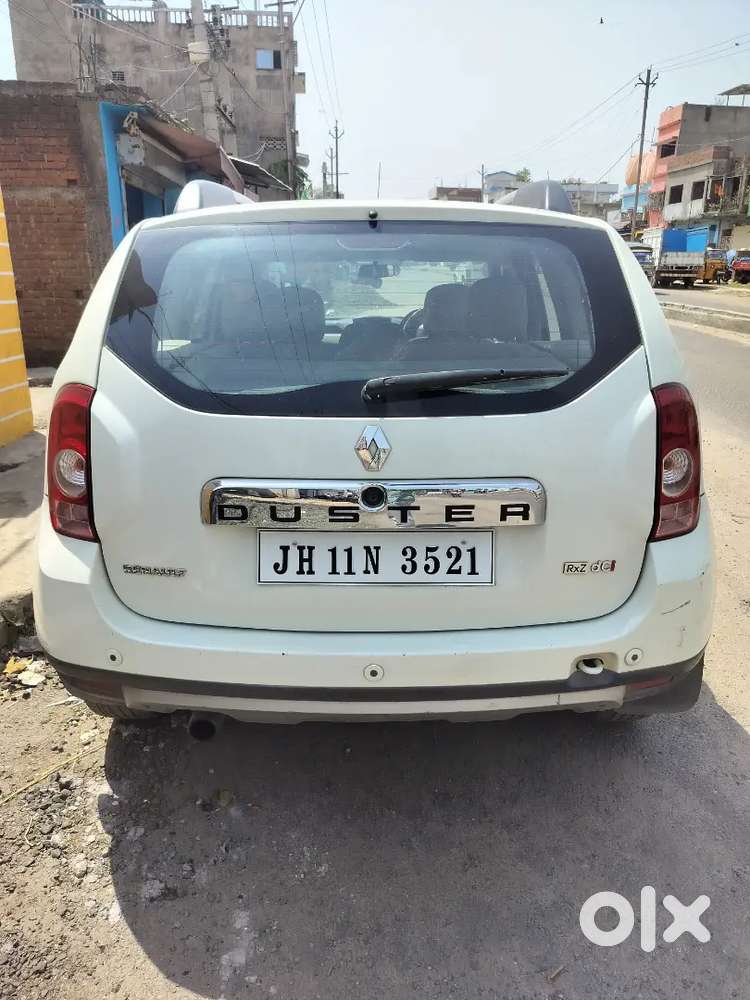 Renault Duster Diesel 2015 On Urgent Sale And Negotiable